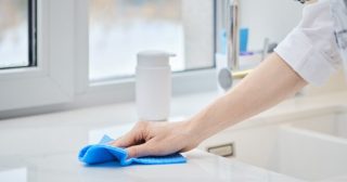 How to Freshen Your Home Naturally with Salt and Vinegar: The Ultimate Air Purifier Hack